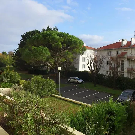 Studio Les Demeures Du Golf By Interhome شقة *
