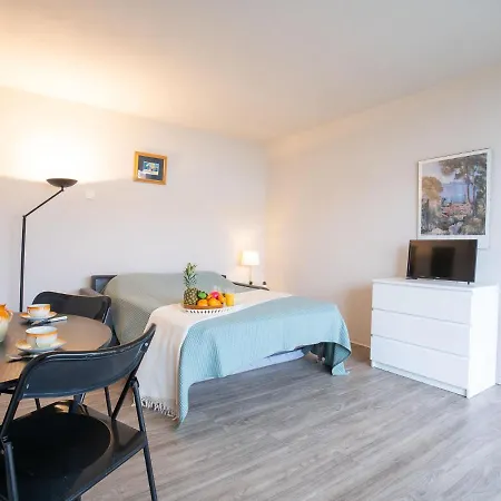 Studio Les Demeures Du Golf By Interhome بياريتز